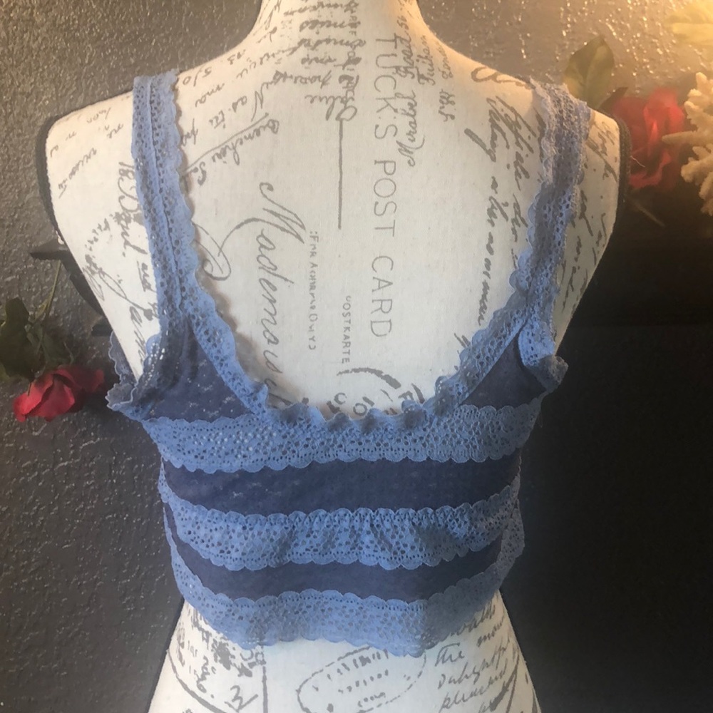 🌹Aerie Bralette Lg Two tone blue lace - Picture 2 of 4